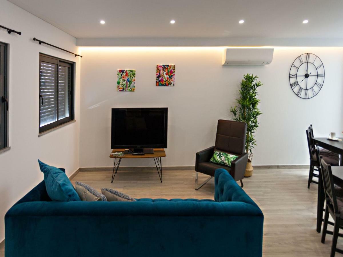 Faro Clara Suites Bagian luar foto