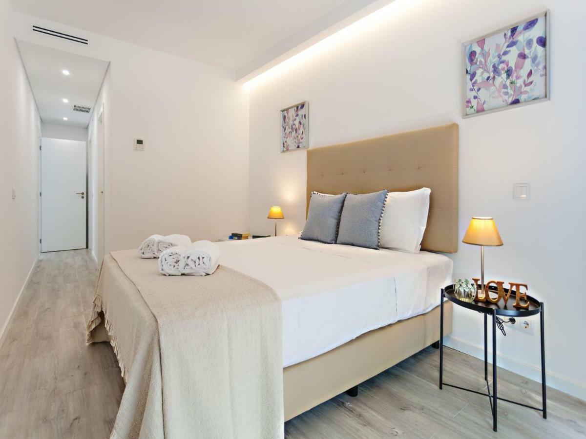 Faro Clara Suites Bagian luar foto