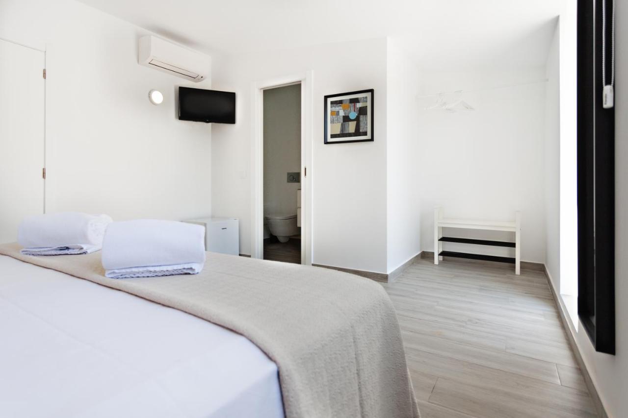 Faro Clara Suites Bagian luar foto