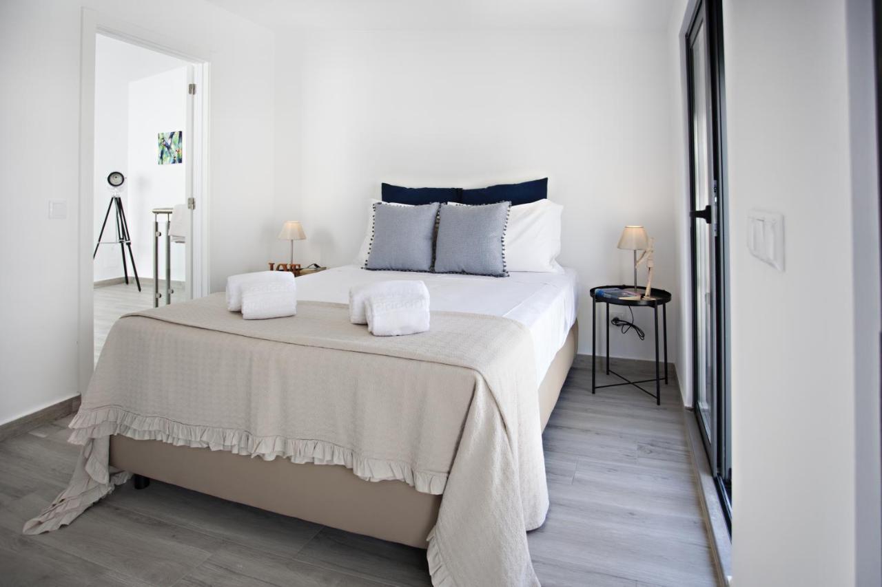 Faro Clara Suites Bagian luar foto