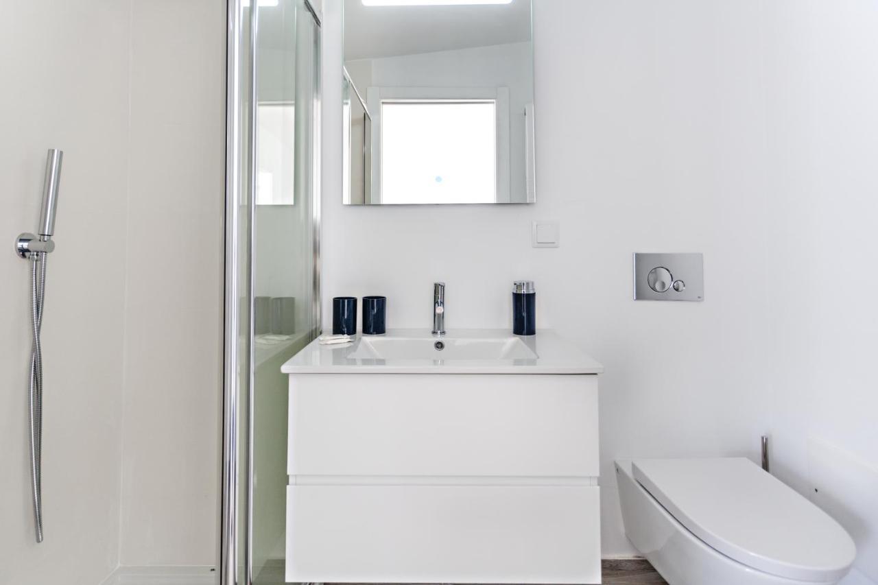 Faro Clara Suites Bagian luar foto